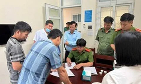 Công an kiểm tra hơn 800 người ở 2 khu tập thể công ty than