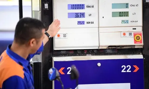 Tăng giá tất cả các mặt hàng xăng dầu