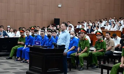 Shark Bình khai tại tòa: Chấp nhận mọi hình phạt do hành vi của mình gây ra