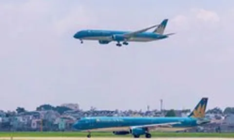 Chi phí nhiên liệu tăng 61%, công ty mẹ Vietnam Airlines lỗ 284 tỉ đồng trong quý 3