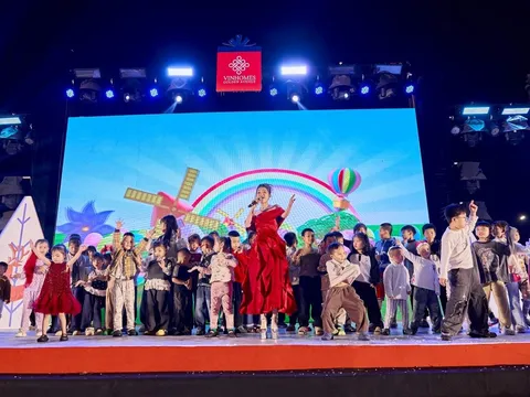 Asia Vibe bứt tốc mùa lễ hội, kích hoạt dòng khách, dòng tiền tại đô thị biên mậu Móng Cái