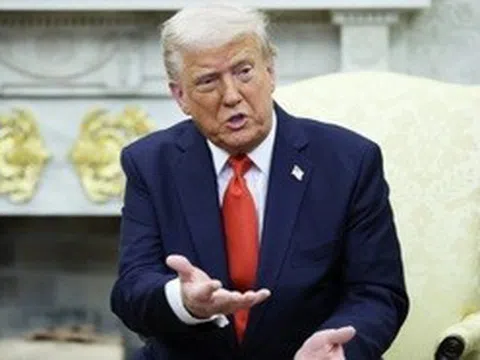Tỷ lệ ủng hộ ông Trump tăng nhẹ, người Mỹ bớt lo suy thoái