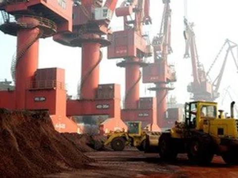 Trung Quốc giữ lại lá bài mặc cả trong cuộc chiến thương mại với Mỹ