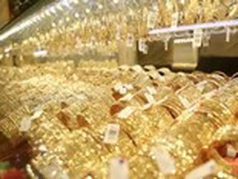 Cuối tuần, giá vàng trong nước neo cao