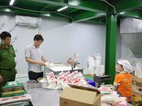 Mì chính không ghi xuất xứ, không rõ nguồn gốc tràn lan trên thị trường