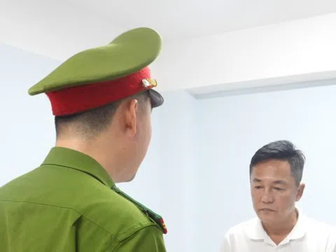Bắt chủ mỏ cát nổi tiếng Quảng Nam, ‘vén màn’ phi vụ đoạt quyền điều hành công ty kiểu xã hội đen