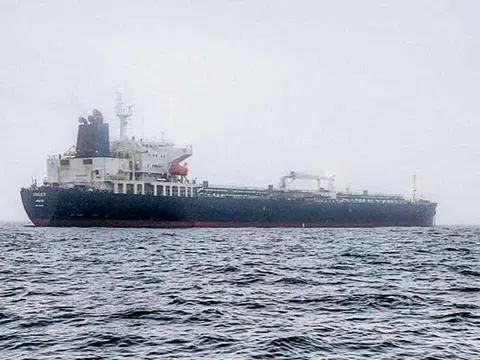 EU tung lệnh trừng phạt với hạm đội 200 tàu "bóng đêm" của Nga