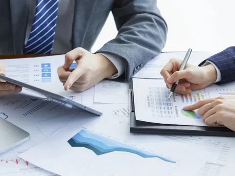Các nhân tố ảnh hưởng đến tính hoài nghi trong kiểm toán tại Việt Nam