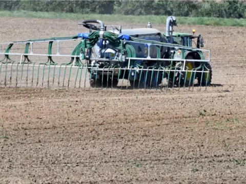 Mục đích của EU khi tăng thuế nông sản, phân bón từ Nga và Belarus