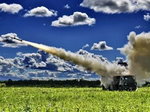 Phòng không Nga khai hỏa chặn UAV Ukraine nhắm tới Moscow