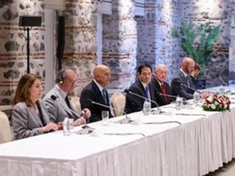 Mỹ dồn dập ra tối hậu thư cho Nga về cuộc chiến Ukraine