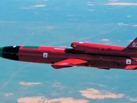 Động thái của Nga khiến Ukraine khó hiểu: Biến bia tập bắn thành UAV tự sát