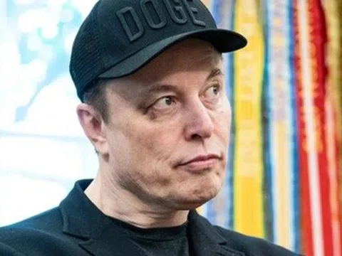 Tỷ phú Musk nêu lý do mắt bầm tím khi đến Nhà Trắng