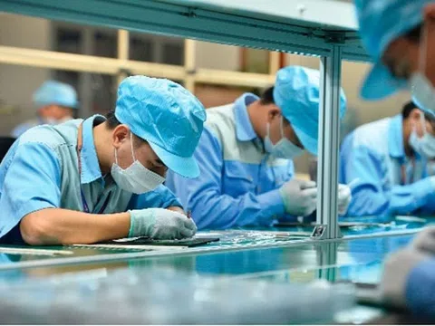 Vốn xã hội trong doanh nghiệp: Tổng quan lý thuyết, khoảng trống nghiên cứu và hướng đề xuất