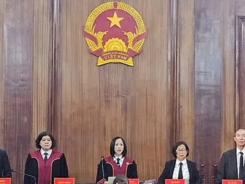 Vụ Hoài DJ cầm đầu đường dây ma túy: Chủ tọa bất ngờ đặt 4 câu hỏi cho đại diện Viện kiểm sát