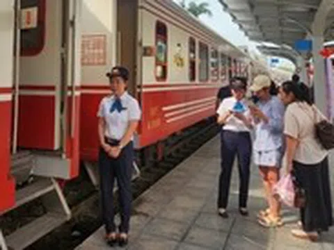 Tổng công ty Đường sắt báo lãi tăng mạnh giữa lúc các 'ông lớn' thi nhau muốn làm cao tốc