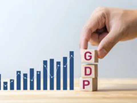 Khoảng cách giữa GDP và thu nhập: Ai hưởng lợi từ tăng trưởng?