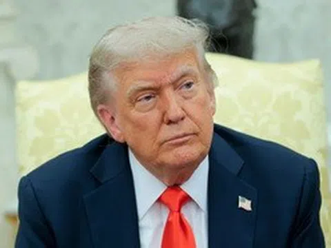 Ông Trump nói để Nga, Ukraine "đánh nhau thêm một chút", Moscow lên tiếng