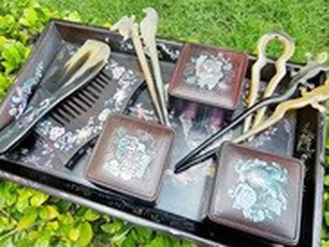 Chi tiền triệu cho trang sức thủ công