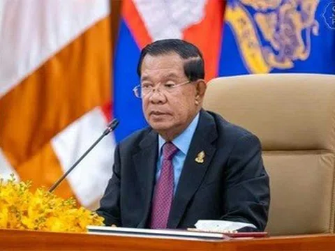Ông Hun Sen kêu gọi người dân kiềm chế giữa căng thẳng với Thái Lan