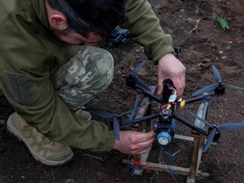 UAV Ukraine tấn công Moscow, các sân bay tạm thời đóng cửa