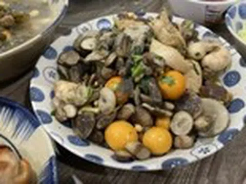 Tới mùa nấm tràm rồi: Gà xào nấm, cháo nấm, cá chẽm kho nấm... nào