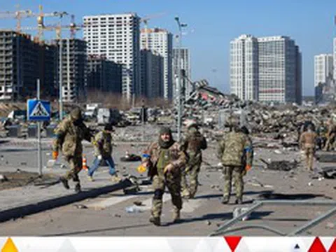 Nga ồ ạt tập kích, phòng không Ukraine giáng trả dữ dội
