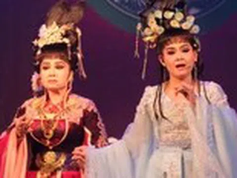 Chị em Tú Sương, Trinh Trinh làm nóng vở San Hậu