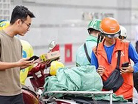 Shopee thêm phí mới, tự động cắt trực tiếp từ doanh thu của tiểu thương online