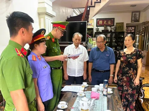 Vì sao ông Nguyễn Đức Quyền - cựu Phó Chủ tịch tỉnh Thanh Hóa bị khởi tố, khám nhà riêng?