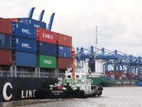 62% tỉnh thành có biển, thúc đẩy phát triển kinh tế theo trục Đông - Tây