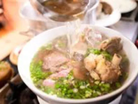 Phát động cuộc thi Đi tìm người nấu phở ngon 2025 tại Ngày không tiền mặt