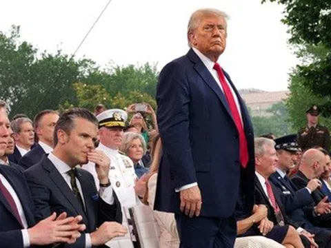 Tổng thống Trump tuyên bố sắp tháo ngòi xung đột Israel - Iran