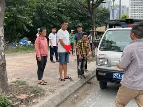 3 tài xế 'chặt chém' người vùng cao cuốc xe 4,9 triệu đồng đối diện hình phạt nào?