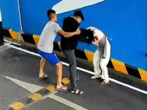 Điều tra vụ chồng cũ tìm tới chỗ làm của vợ để bạo hành