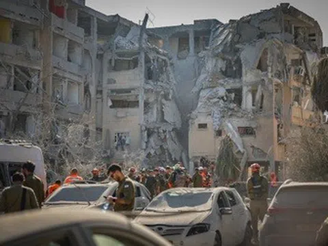 Giải mã loại tên lửa Iran khiến Israel thiệt hại nặng