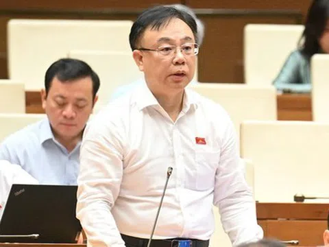 Đại biểu chất vấn Bộ trưởng GD-ĐT về giải pháp chấm dứt "kỳ thi kinh hoàng" vào lớp 10