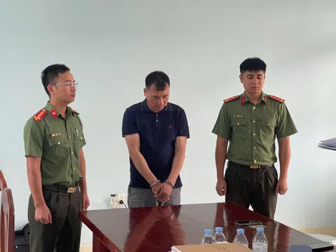 Khám xét nơi ở, bắt Giám đốc Phùng Ngọc Phương