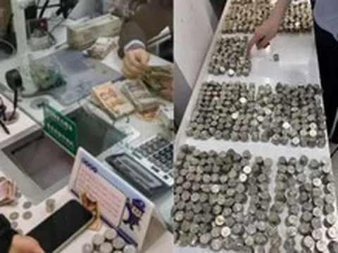 Người phụ nữ mang 4 tấn tiền trị giá 2,5 tỷ đồng đến ngân hàng gửi tiết kiệm: “Tôi chỉ bán tạp hoá ở cổng trường”