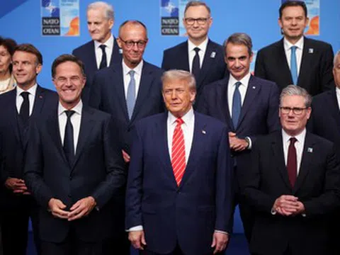 NATO nhất trí tăng chi tiêu quốc phòng lên 5% GDP
