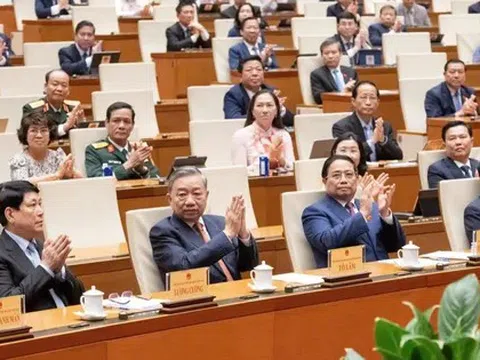 Quốc hội khóa XV bế mạc: Cải cách bộ máy, chốt ngày bầu cử, hỗ trợ dân sinh