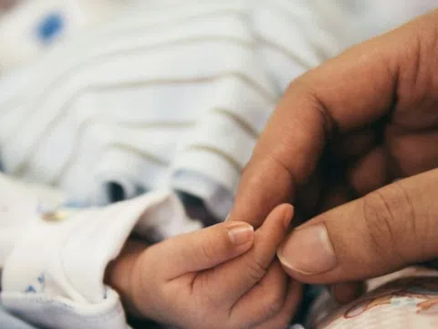 Bắt người đàn ông xâm hại bé gái 3 tháng tuổi, Bệnh viện Nhi đưa ra lời kêu gọi