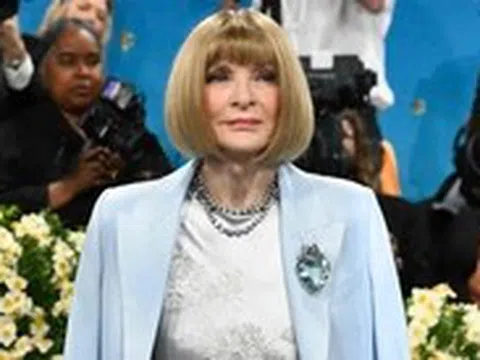Anna Wintour bị tố lạm dụng quyền lực, phân biệt chủng tộc trước khi rời ghế tổng biên tập Vogue