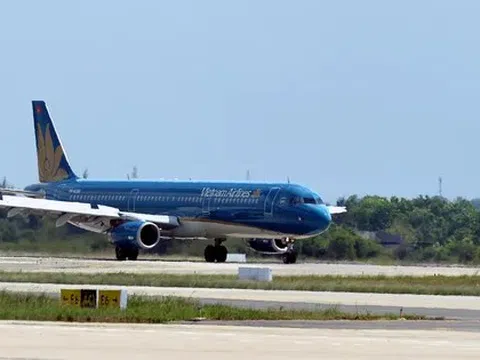 Chuyến bay của Vietnam Airlines hạ cánh khẩn cấp để cấp cứu hành khách