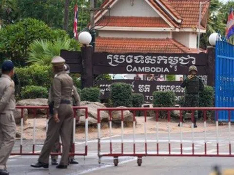 Campuchia cấm hoàn toàn vận chuyển hàng hóa qua lại biên giới Thái Lan