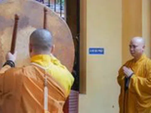Hơn 18.000 ngôi chùa và tự viện cả nước đồng loạt 6h sáng cử chuông trống cầu quốc thái dân an