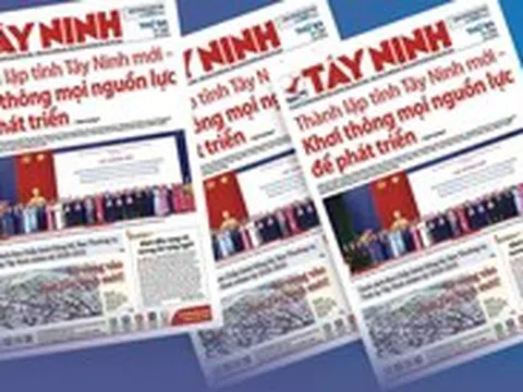 Bản in Báo Tây Ninh ra số đầu tiên ngày hợp nhất tỉnh, mỗi tuần phát hành 5 kỳ