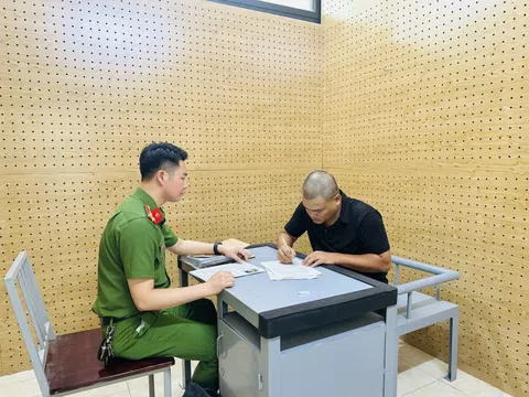Nguyễn Tiến Vũ đã ra đầu thú