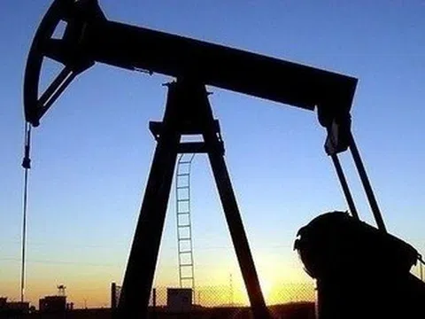 Mỹ áp thêm trừng phạt với hoạt động dầu mỏ của Iran