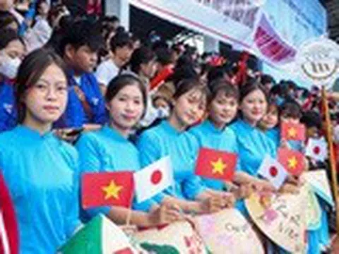 Sôi nổi giải bóng đá gắn kết văn hóa Việt - Nhật 2025